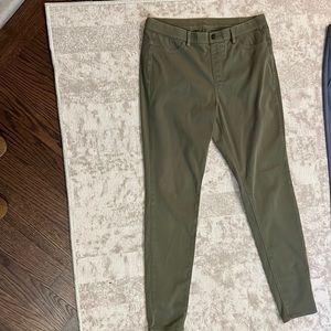 Uniqlo stretch army green pants